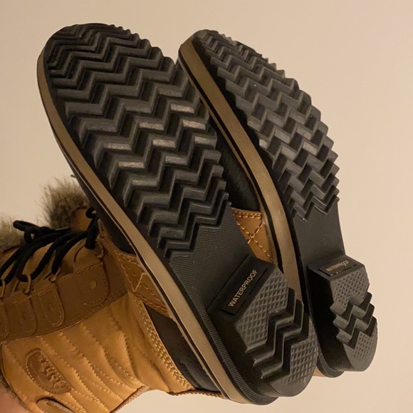 Sorel Tofino II Boots - Picture 2 of 2